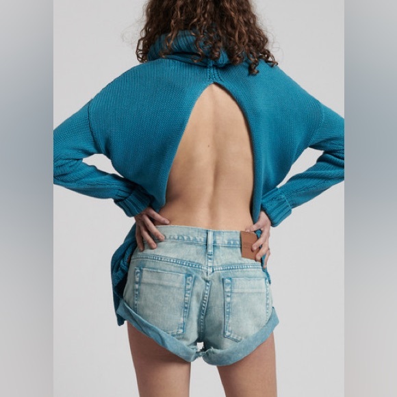 One Teaspoon Lux Chunky Knit Open Back Sweater - Picture 13 of 13